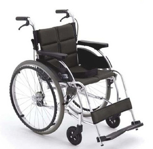 [미키코리아메디칼] 알루미늄 휠체어 KR-1 (보호자브레이크,통바퀴,등판꺽기,탈부착소프트시트) [장애인보조기기] 14.7Kg